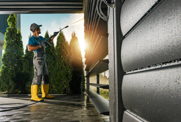 Professional Pressure Washing Services in Dallas Center, IA